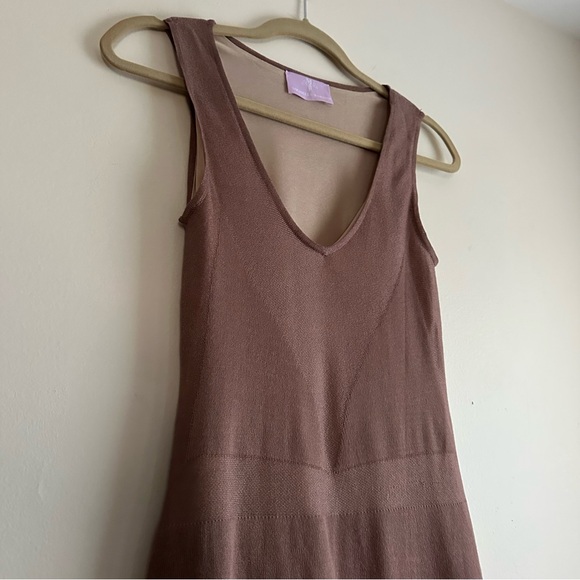 Michelle Farmer • Intarsia Viscose Midi Dress in Rose Gold - Picture 3 of 7